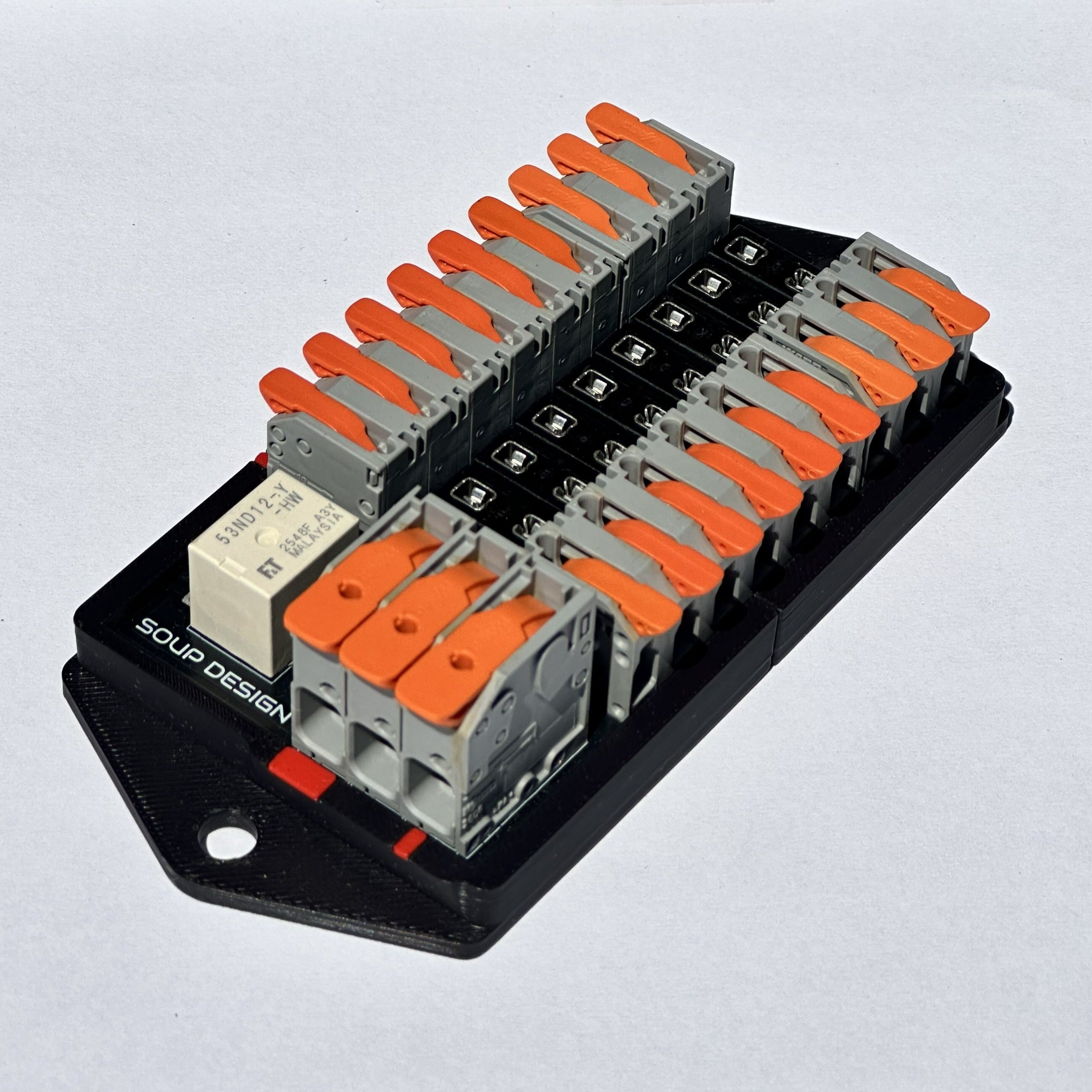 Toolless Fuse Block (Switched) - 9 Circuits