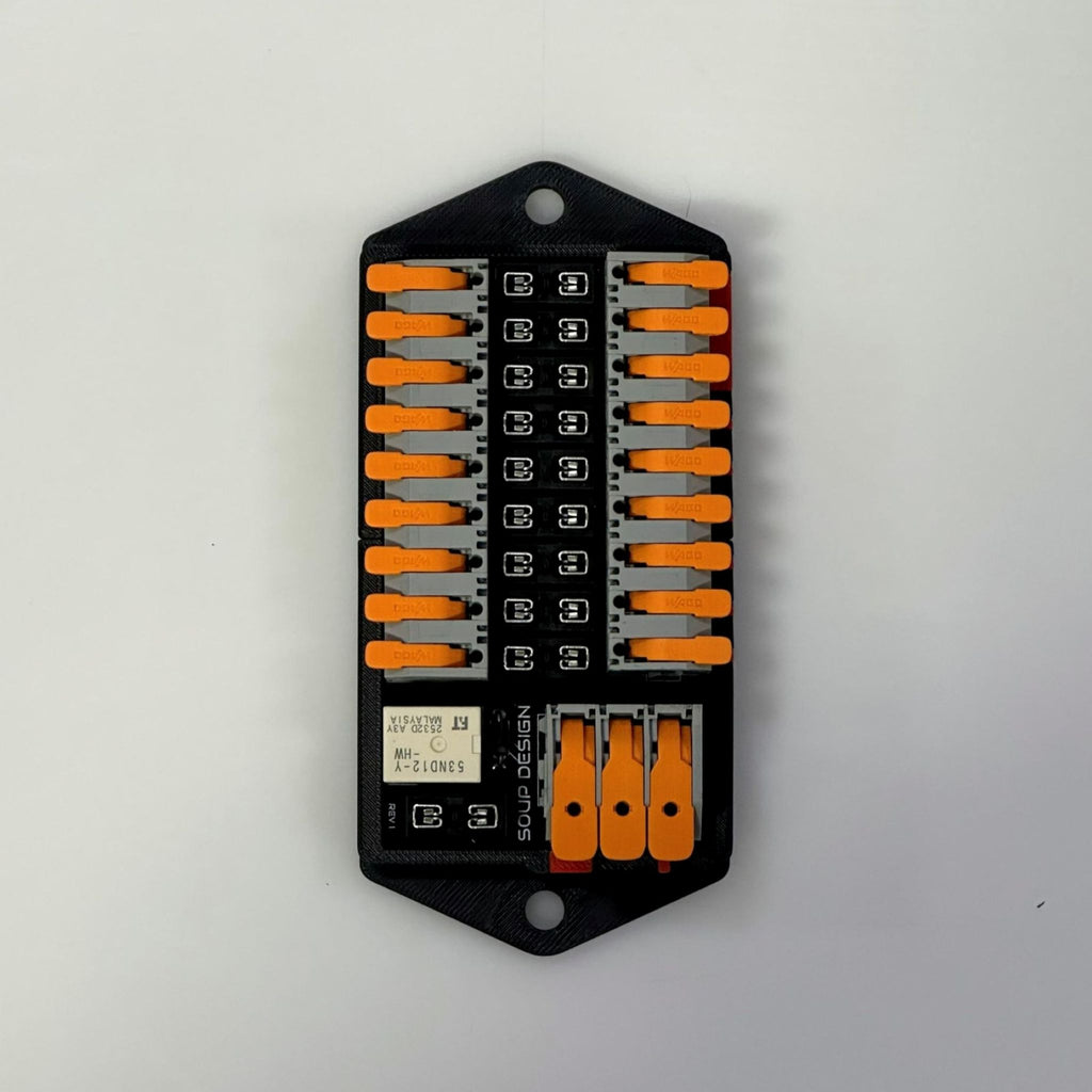 Switched Toolless Power Distribution Board